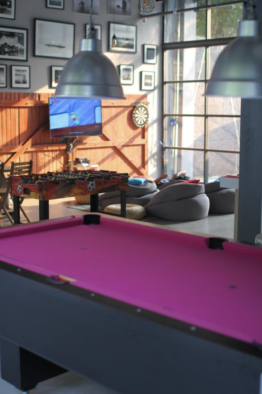 Nomad Hostel Kemang Джакарта Экстерьер фото